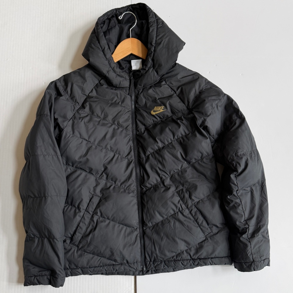 Nike Youth's Full Zip Black Puffer Winter Jacket with Hood Size XL - Picture 1 of 11
